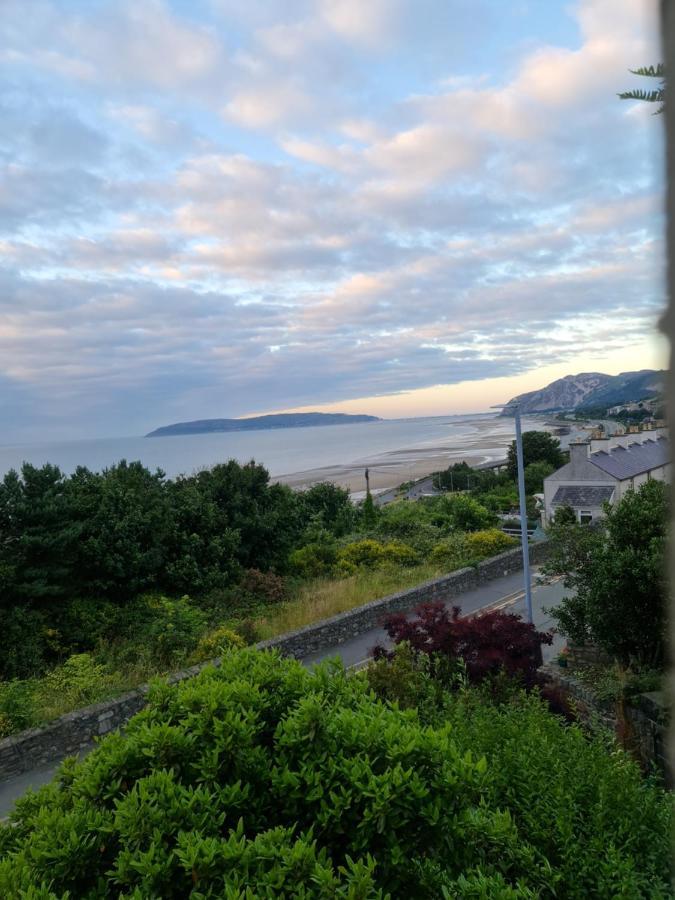 Villa 4Br Sea View Escape-Near Snowdonia& Coastal Trails Penmaen-mawr Exterior foto