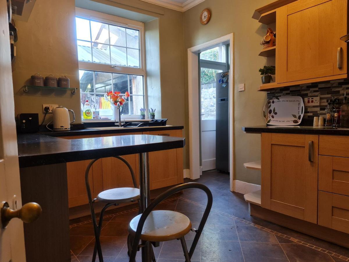 Villa 4Br Sea View Escape-Near Snowdonia& Coastal Trails Penmaen-mawr Exterior foto
