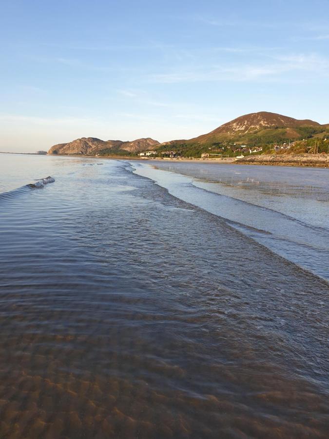 Villa 4Br Sea View Escape-Near Snowdonia& Coastal Trails Penmaen-mawr Exterior foto